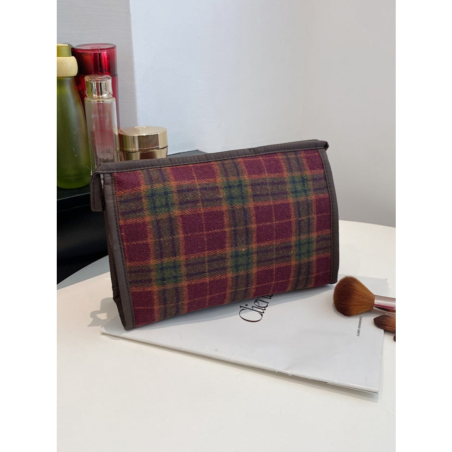 Contrast Plaid Clutch with Zipper Apparel and Accessories