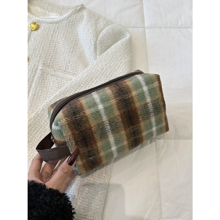 Contrast Plaid Clutch with Zipper Green (semicircle) / One Size Apparel and Accessories