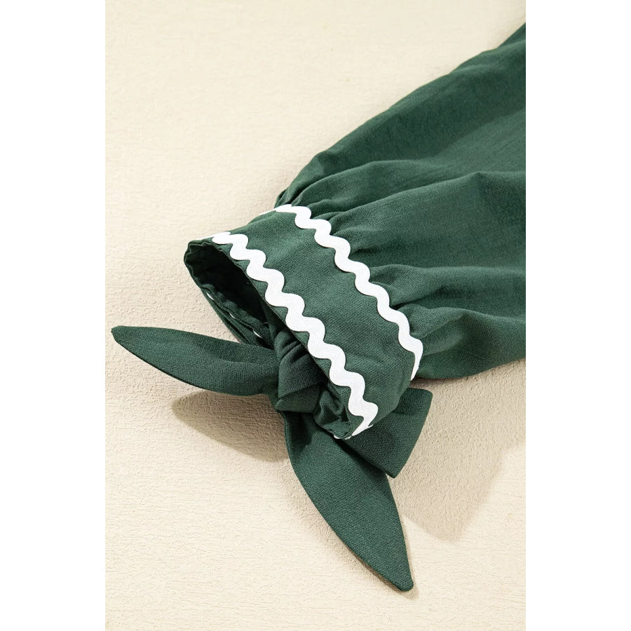 Contrast Ricrac Trim Button V Neck Knotted Bracelet Sleeve Shift Dress Apparel and Accessories