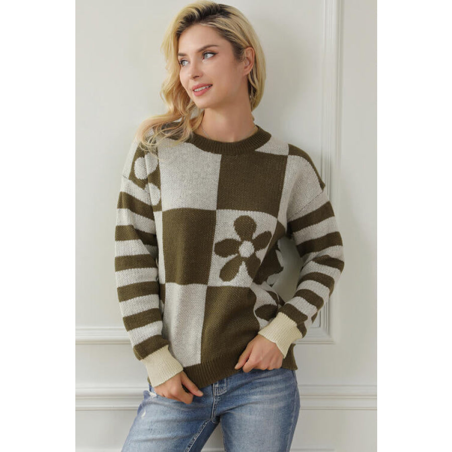 Contrast Round Neck Long Sleeve Sweater Army Green / S Clothing