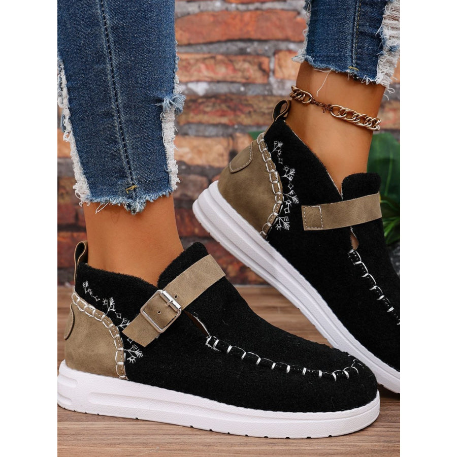Contrast Round Toe Buckle Sneakers Black / 36(US5) Apparel and Accessories