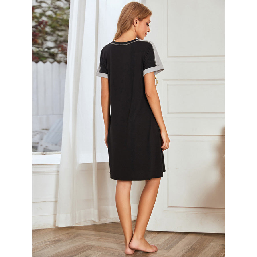 Contrast Stitching Contrast Short Sleeve Dress Apparel and Accessories