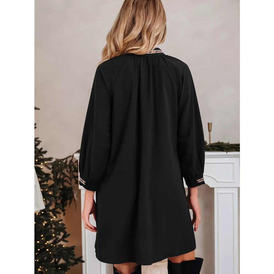 Contrast Trim Bracelet Sleeve Shift Mini Dress Apparel and Accessories