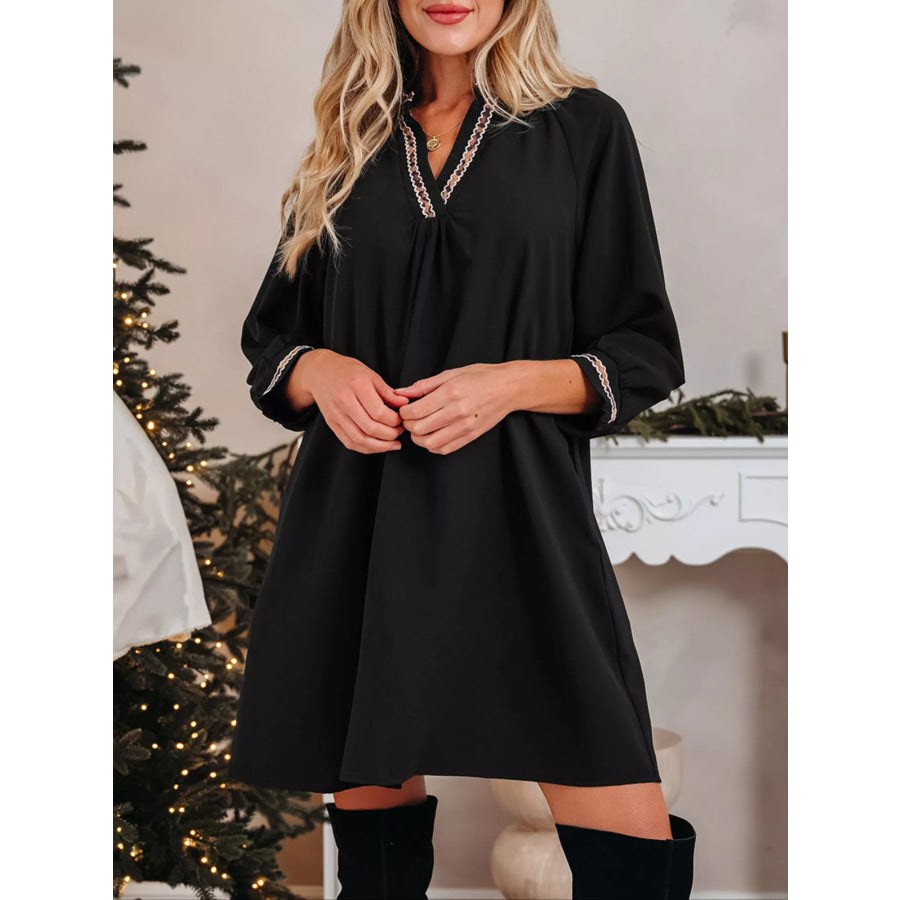Contrast Trim Bracelet Sleeve Shift Mini Dress Apparel and Accessories