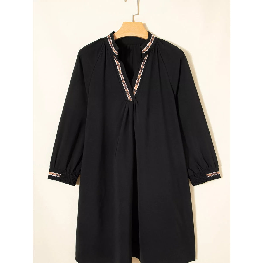 Contrast Trim Bracelet Sleeve Shift Mini Dress Apparel and Accessories