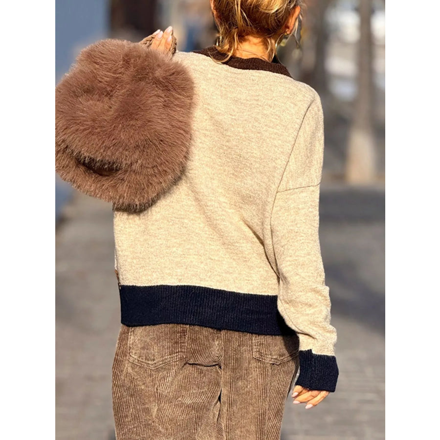Contrast Trim Crew Neck Sweater Apparel and Accessories