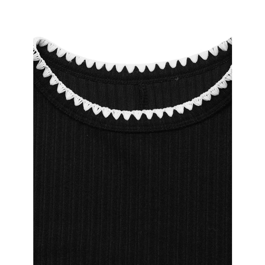 Contrast Trim Ribbed Knit Dress Apparel and Accessories