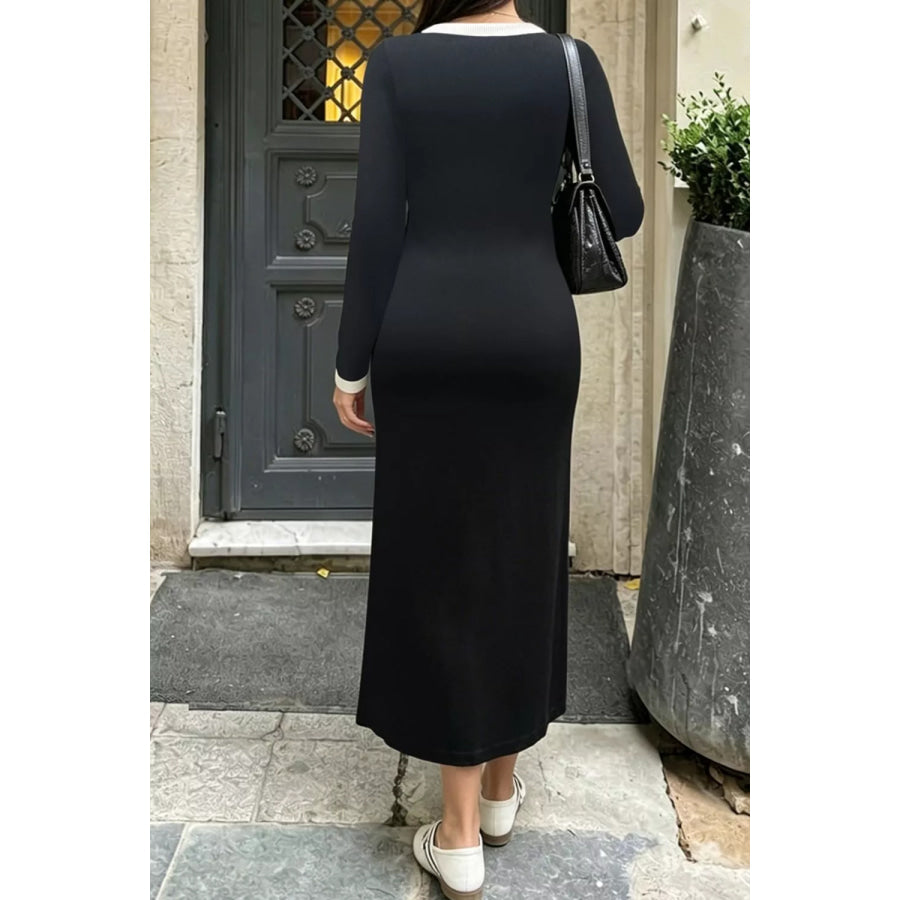 Contrast Trim V-Neck Knit Dress Apparel and Accessories