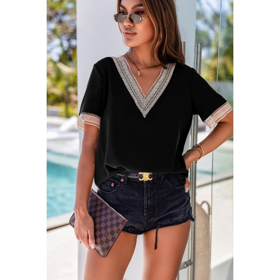 Contrast V-Neck Blouse Black / S