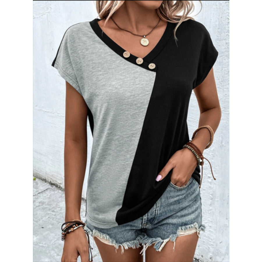 Contrast V-Neck Short Sleeve T-Shirt Gray / S Apparel and Accessories