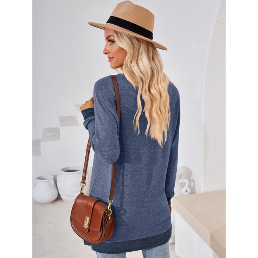 Crochet Contrast V-Neck Long Sleeve Slit T-Shirt Dusty Blue / S