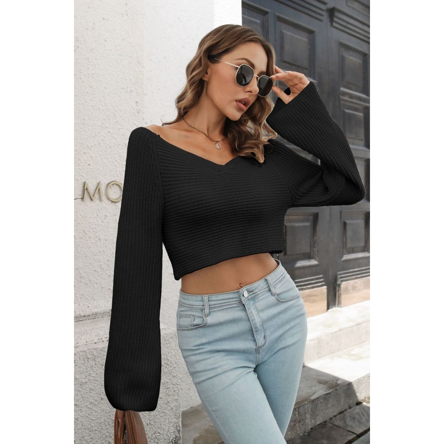 Cropped V-Neck Flare Sleeve Knit Top Black / S