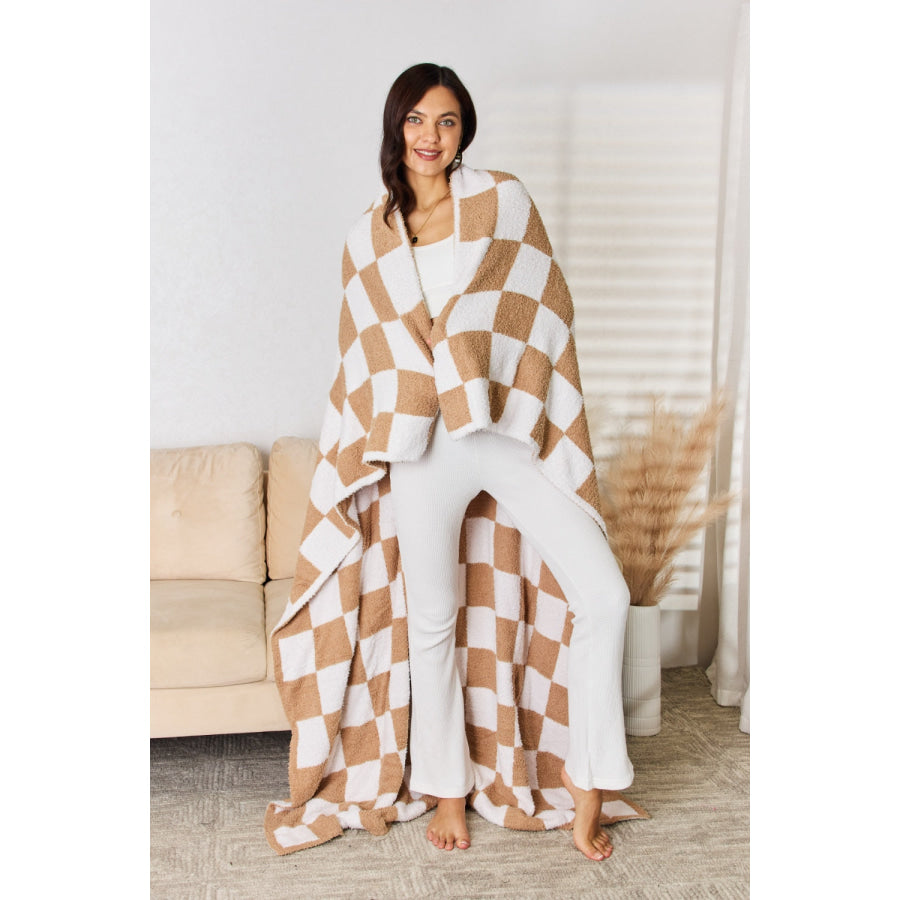 Cuddley Checkered Decorative Throw Blanket Apparel and Accessories