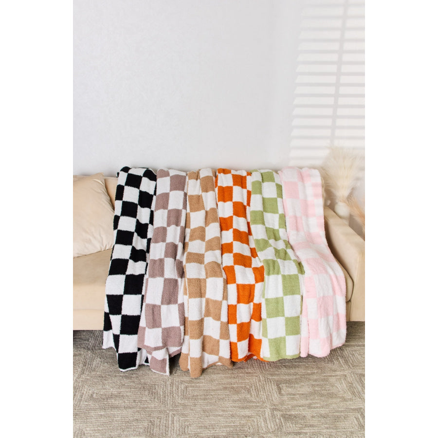 Cuddley Checkered Decorative Throw Blanket Apparel and Accessories