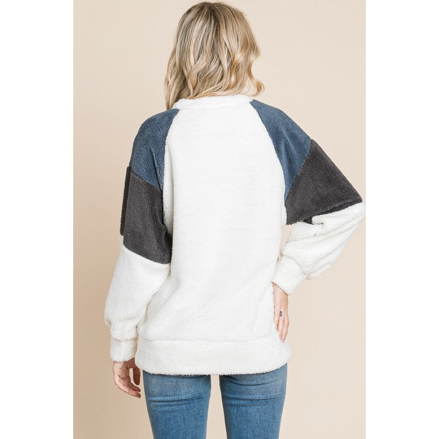 Culture Code Color Block Faux Fur Raglan Sleeve Sweatshirt White / S Apparel and Accessories