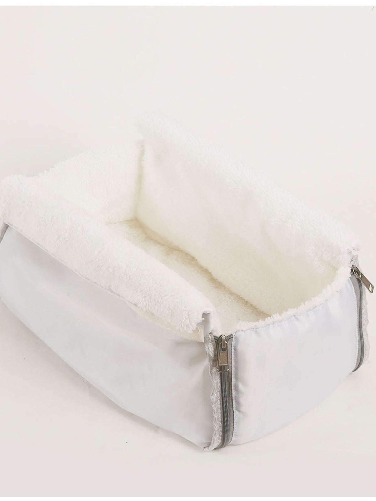 d063a88f-fead-439a-b19e-e090da4ab467-Max