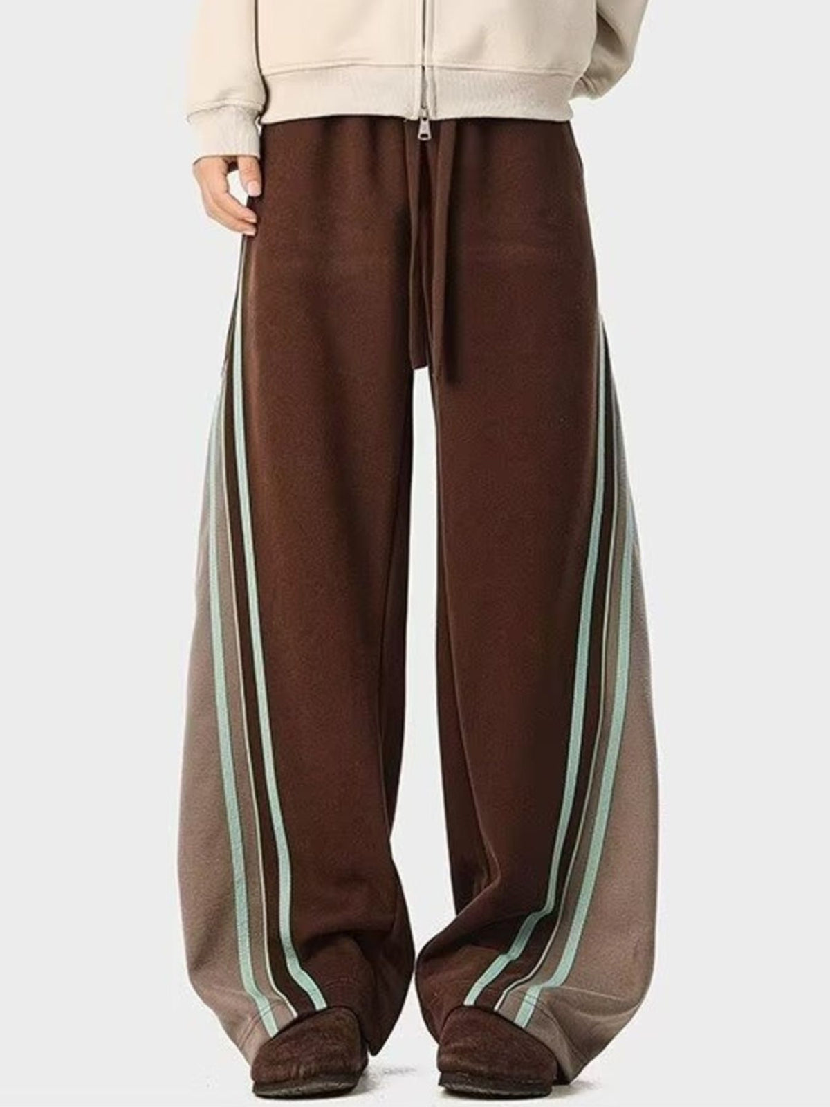 d1214825-fae7-4ef1-b3b2-3526893c3378-Max