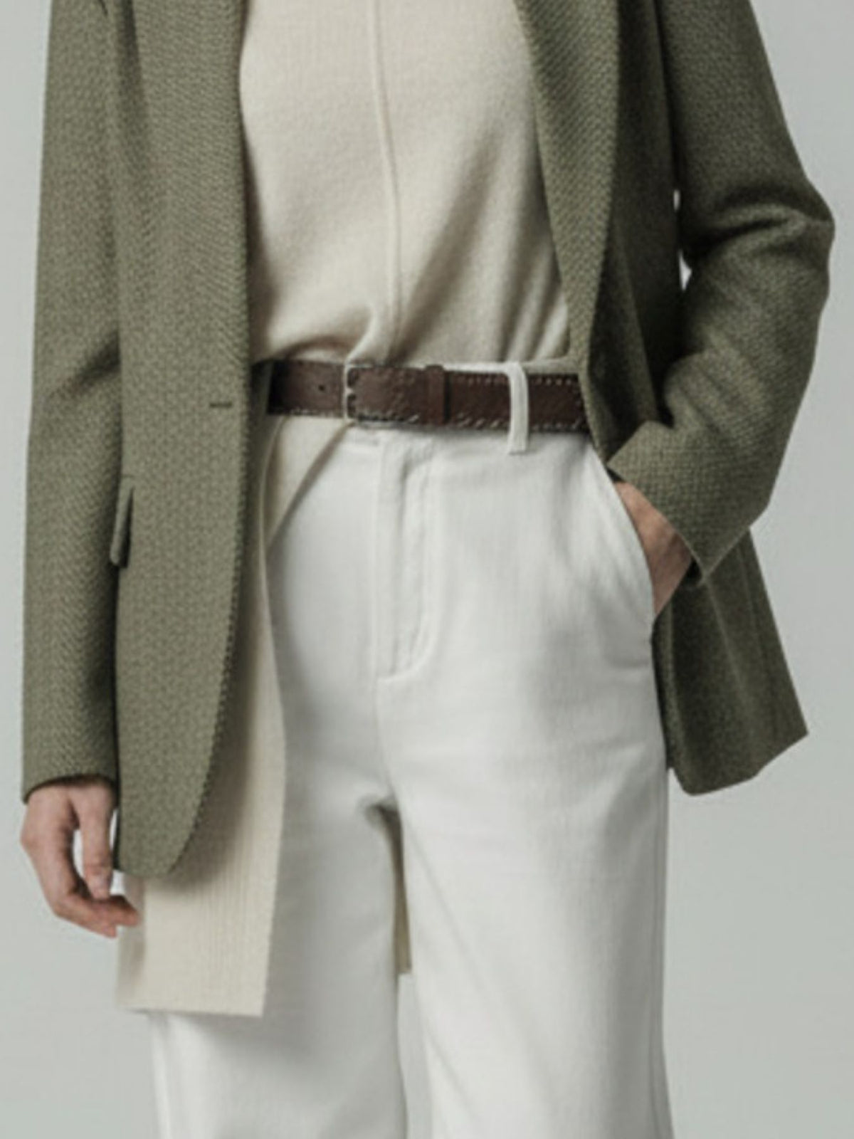 d9678dda-a7d1-46b4-af89-cfa159ec6f7c-Max