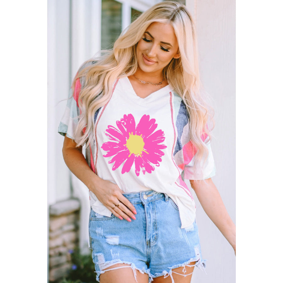 Daisy Graphic V-Neck Half Sleeve T-Shirt Apparel and Accessories