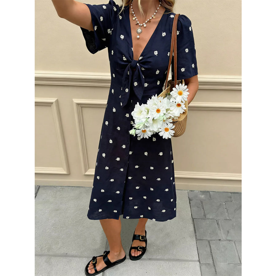Daisy Print Tie-Front Midi Dress Apparel and Accessories