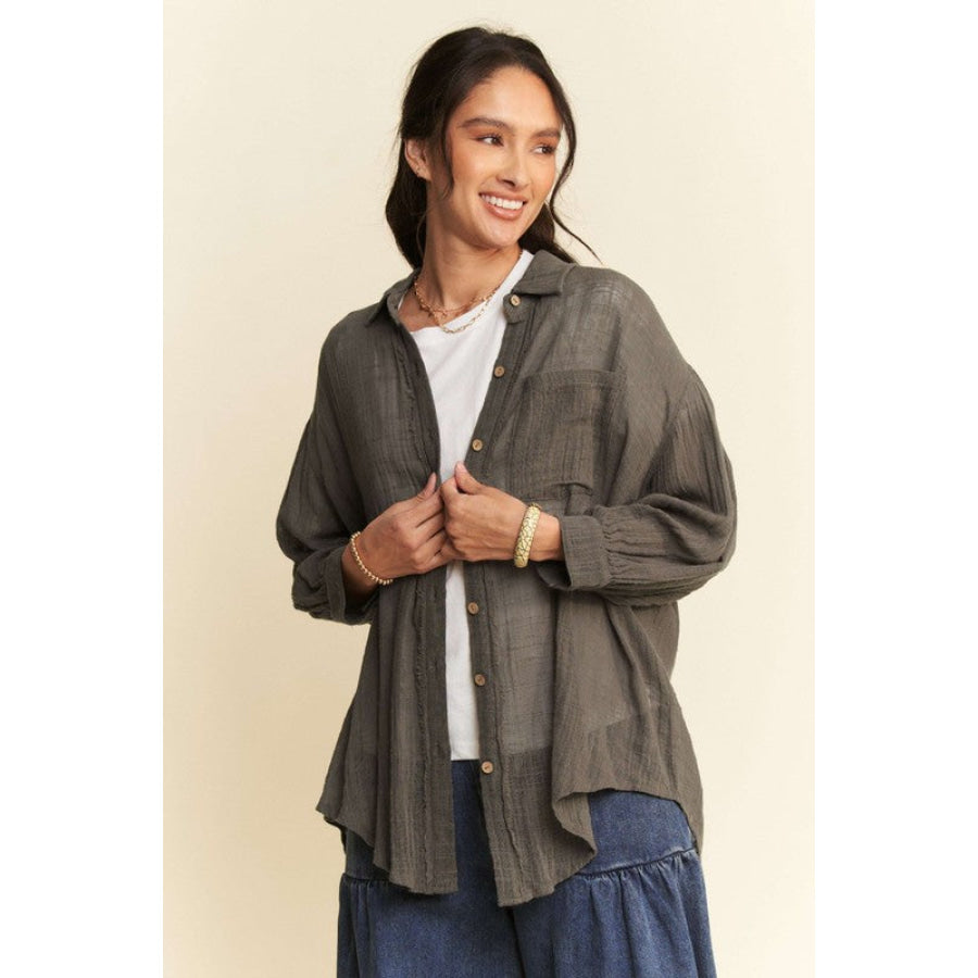 Davi & Dani High-Low Chest Pocket Button Up Shirt Apparel and Accessories