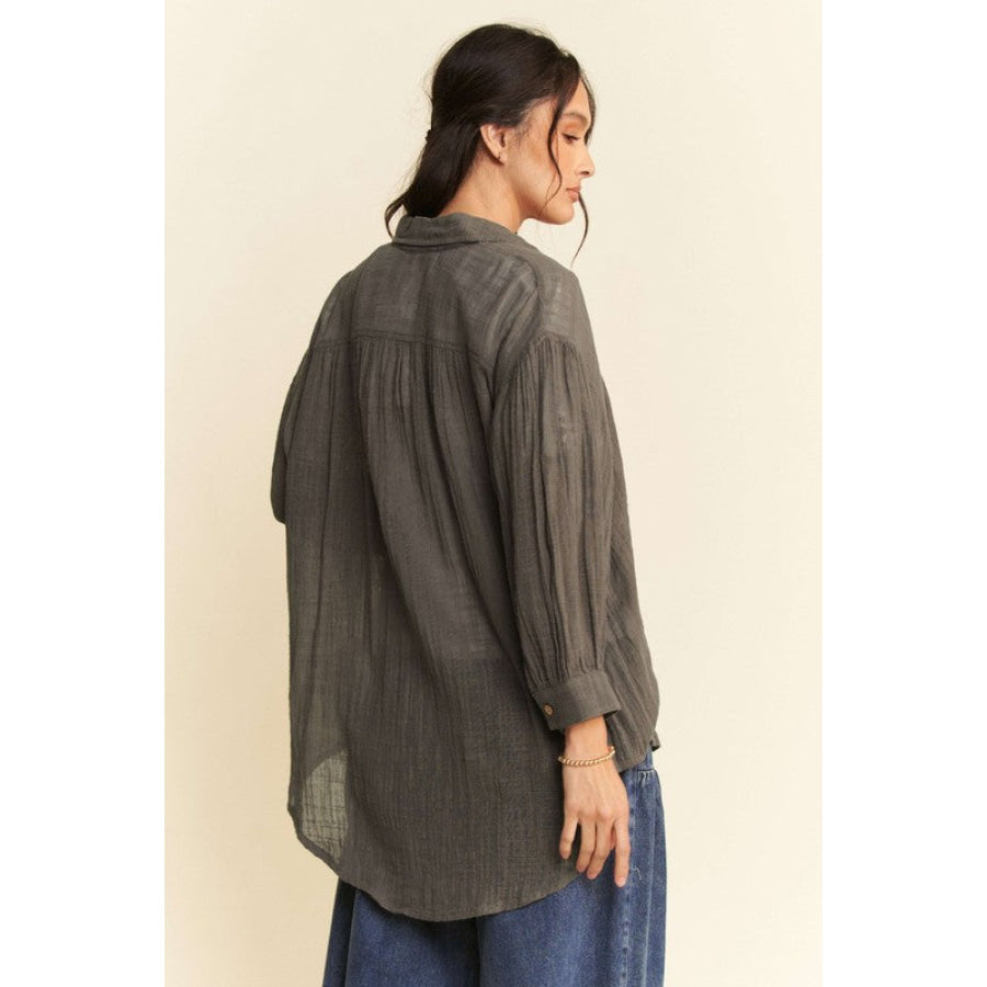 Davi & Dani High-Low Chest Pocket Button Up Shirt CHARCOAL / S Apparel and Accessories