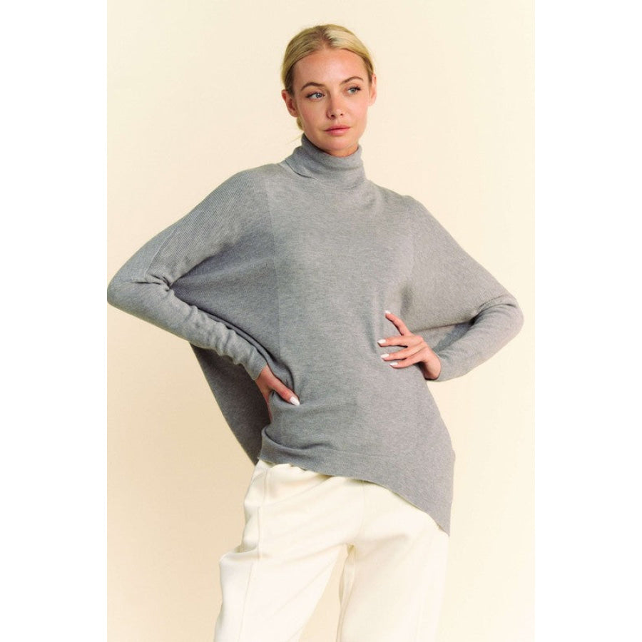 Davi &amp; Dani Turtleneck Long Sleeve Knit Top Gray / S Apparel and Accessories