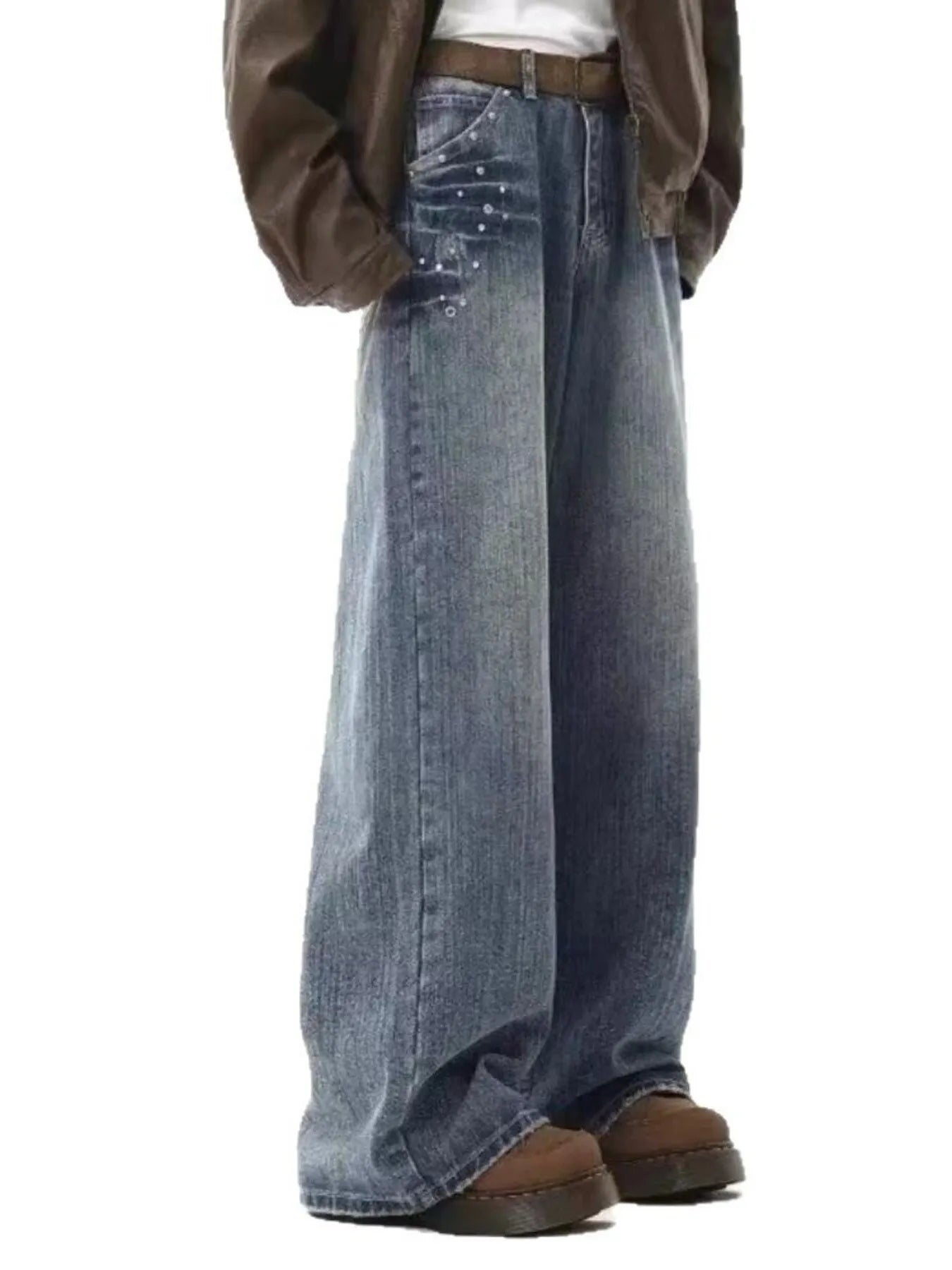 8a1cb5c9-23eb-4da3-81f9-9deed80532e4-Max