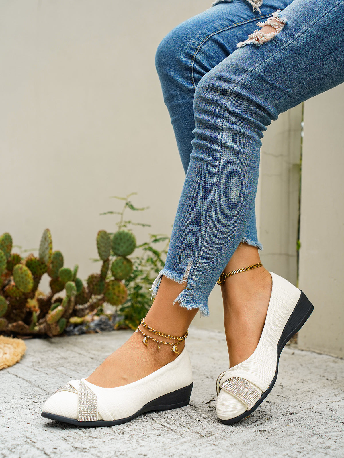 dfe41d5f1b964bb9aae2e04bd6eb2489-Max