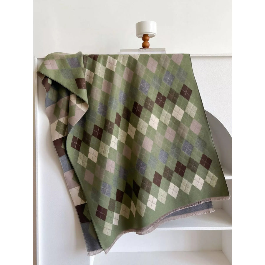 Diamond Pattern Warm Scarf Apparel and Accessories