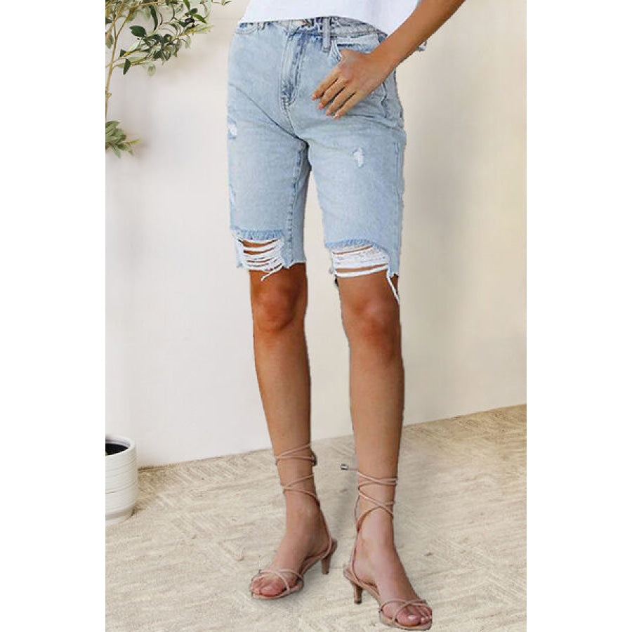 Distressed Raw Hem Denim Shorts Clothing