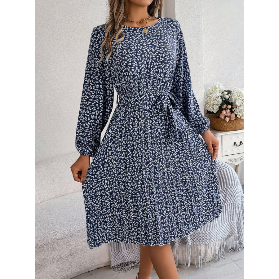 Ditsy Floral Tie Waist Pleated Dress Navy / S Apparel and Accessories