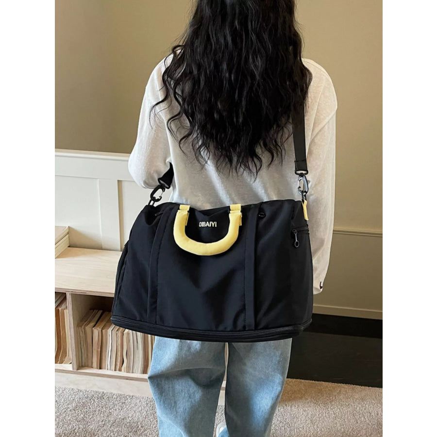 Durable Travel Duffel Bag with Comfortable Contrast Handle Black / onesize Apparel and Accessories