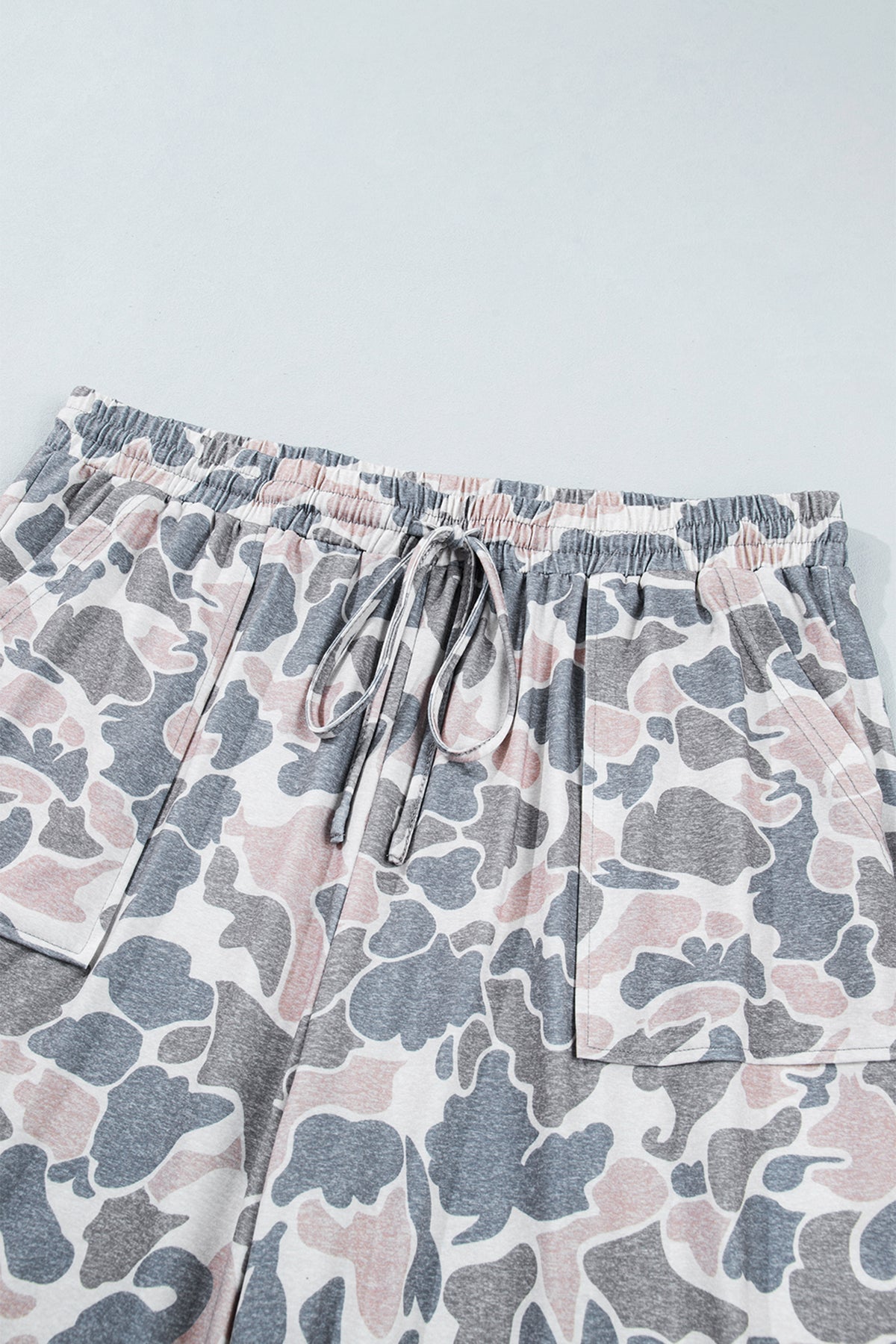 Khaki Camouflage Print Patch Pockets Ankle-Length Plus Size Pants