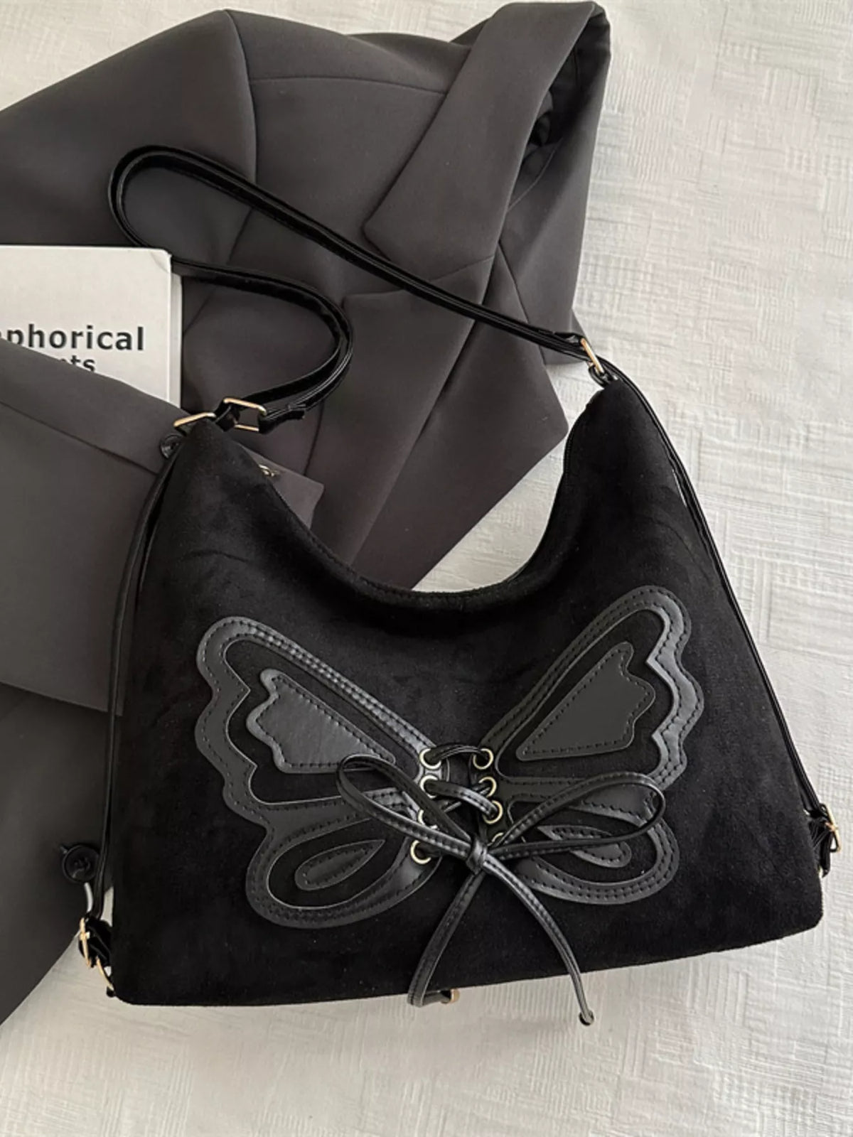 e6f869bf2b804a0989e4a94d8d24faeb-Max-Origin