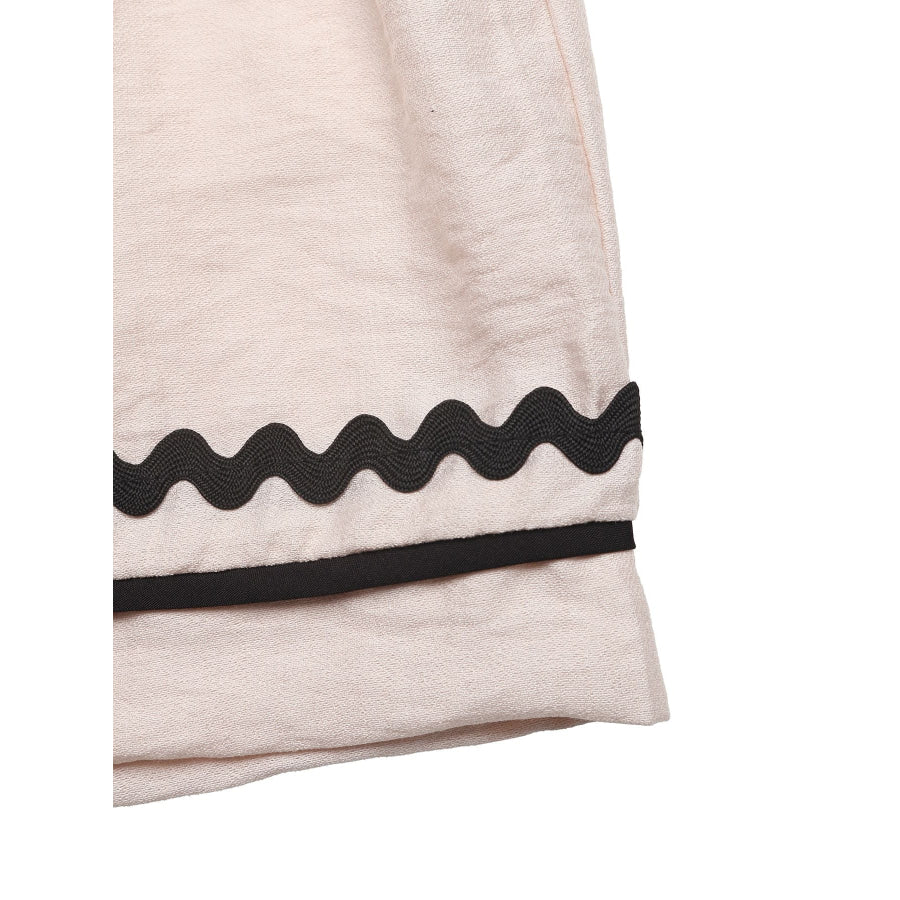 Elastic Waist Wavy Trim Casual Shorts Apparel and Accessories
