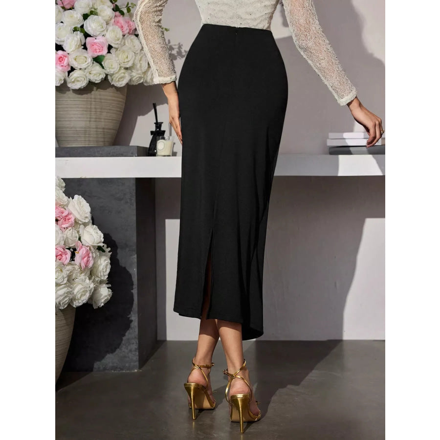 Elegant High-Waisted Ruched Midi Skirt with Decorative Buttons Apparel and Accessories