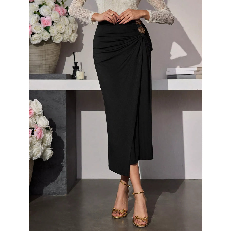 Elegant High-Waisted Ruched Midi Skirt with Decorative Buttons Apparel and Accessories