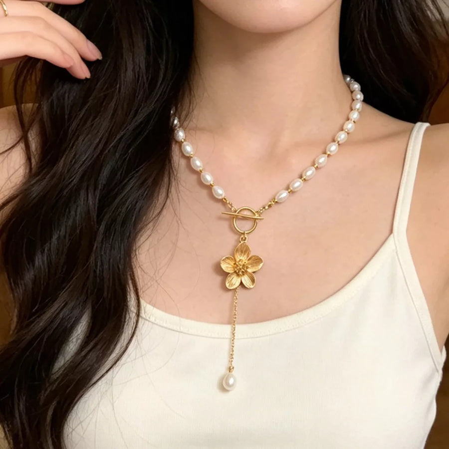 Elegant Pearl Choker Necklace with Gold Flower Pendant and Toggle Clasp / onesize Apparel Accessories