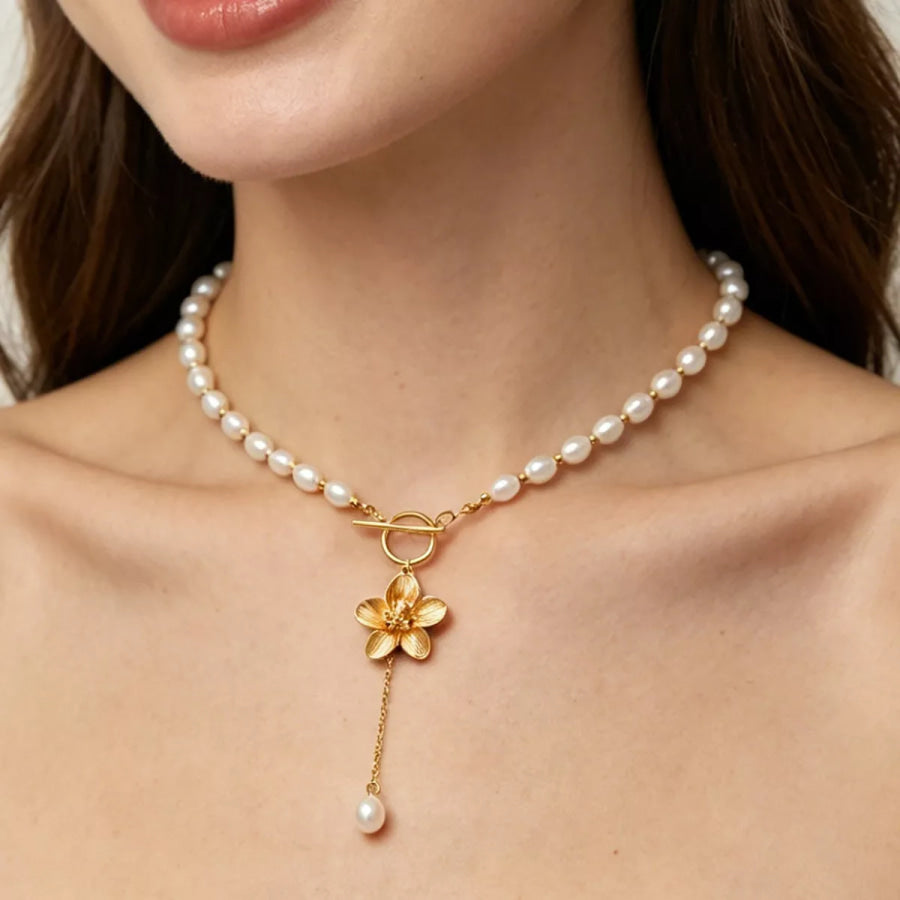 Elegant Pearl Choker Necklace with Gold Flower Pendant and Toggle Clasp / onesize Apparel Accessories