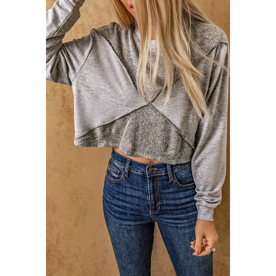 Exposed Seam Round Neck Cropped Top