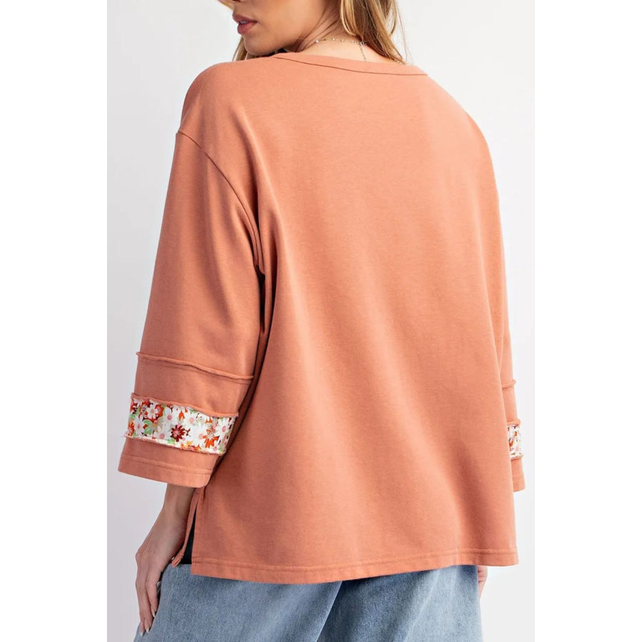 Exposed Seam Slit Floral Round Neck Blouse Apparel and Accessories