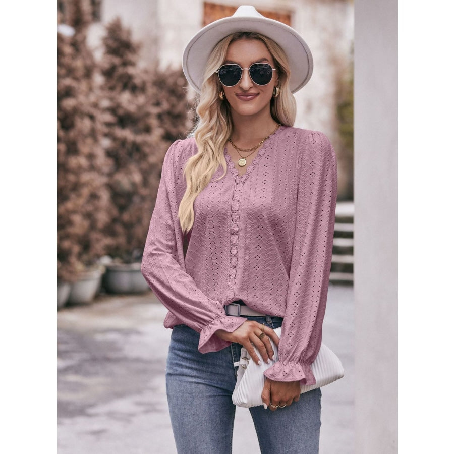 Eyelet V-Neck Flounce Sleeve Blouse Lilac / S