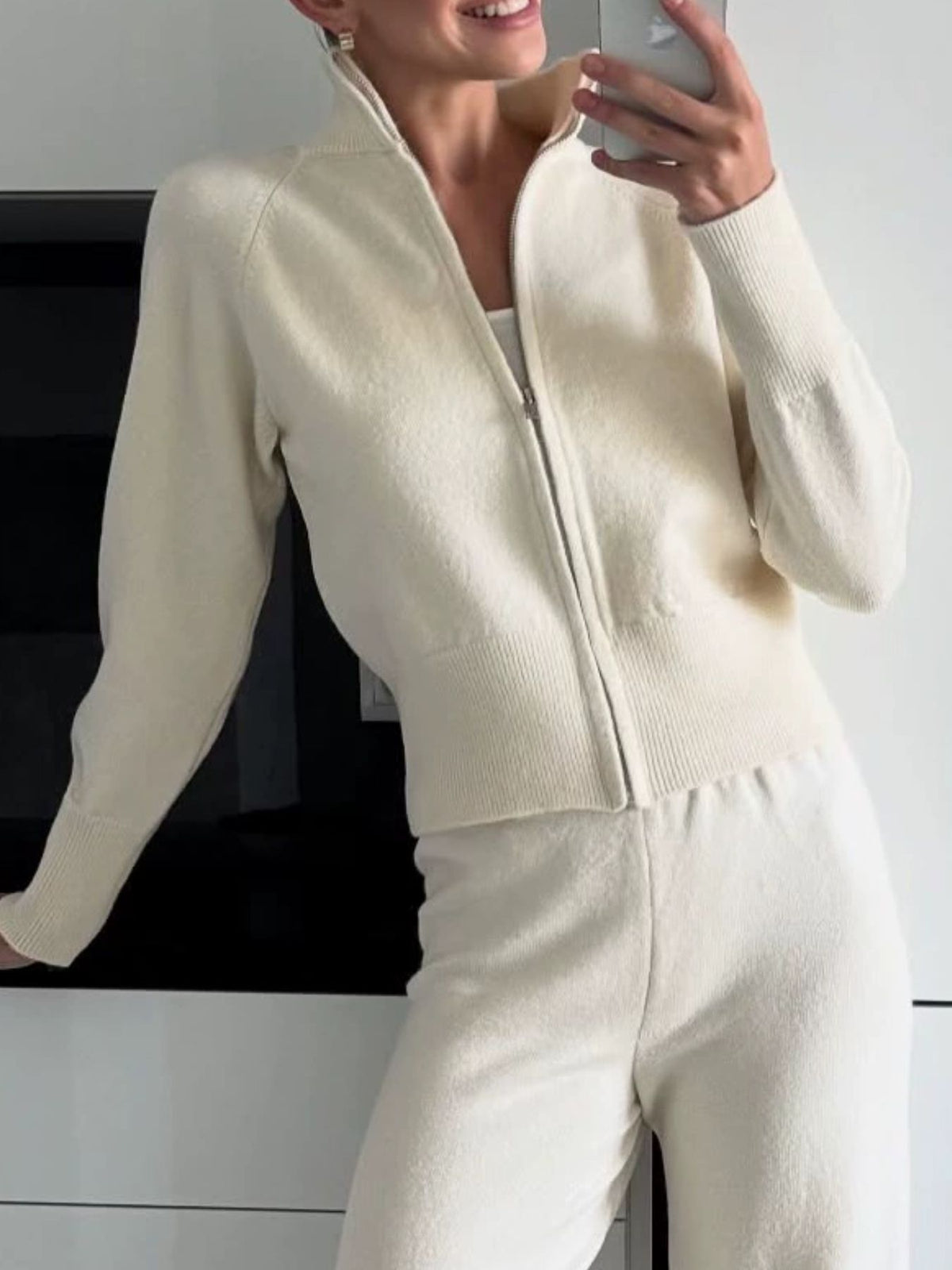 f00a9d9c-e733-4146-9788-e4bb99ad3222-Max