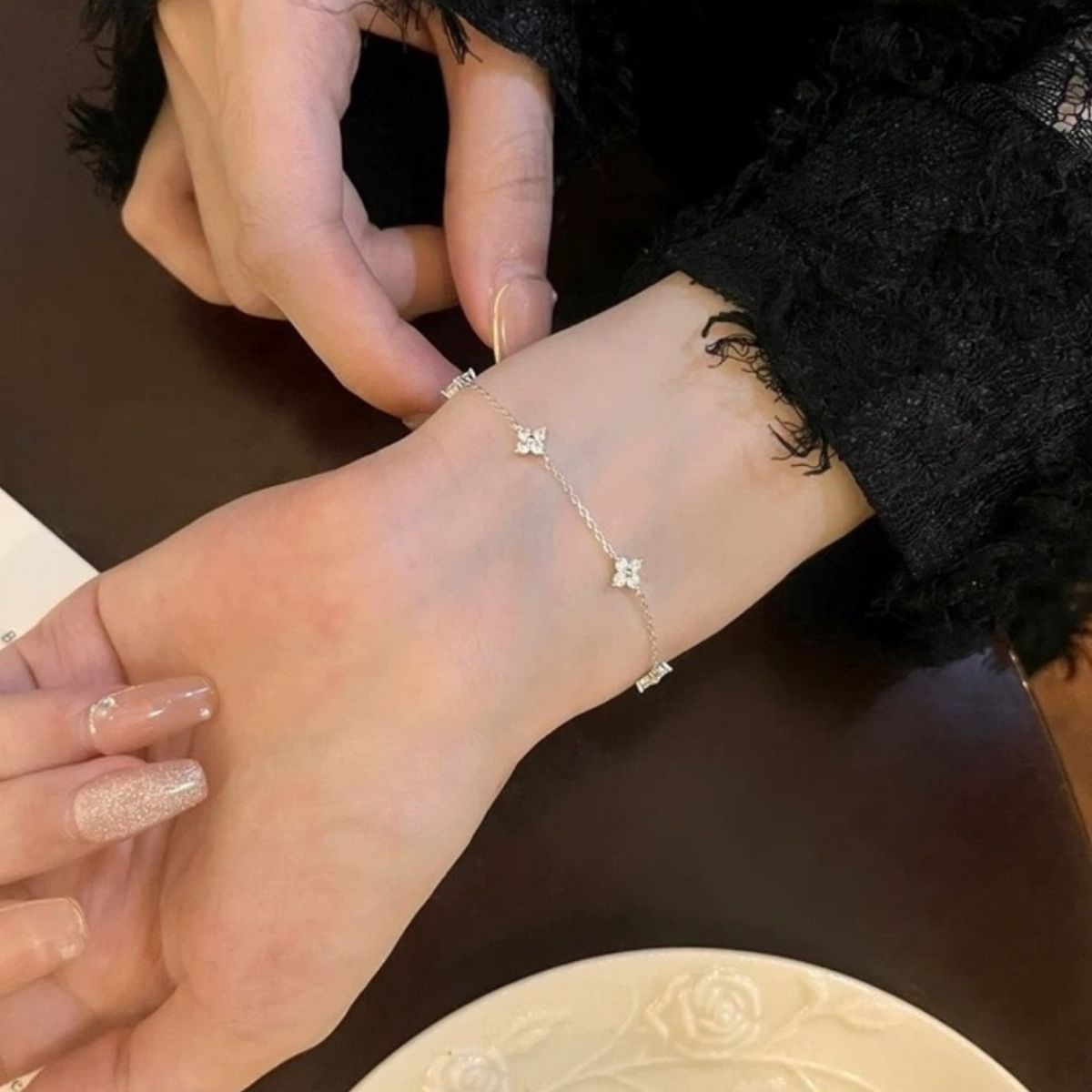 f2f60ce1-d2a0-4138-abbc-19dde726bc6c-Max