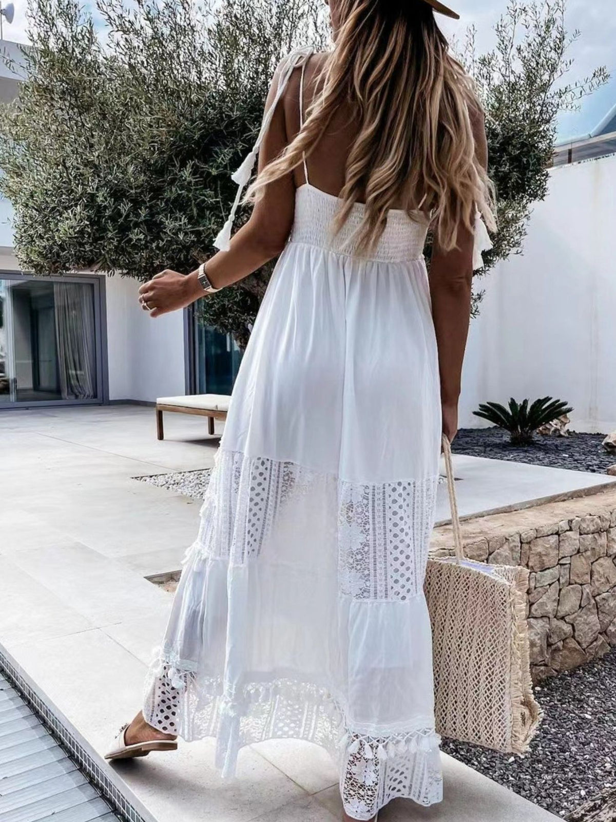 f682f9a6-fe1a-4395-8a96-46212e2374f8-Max