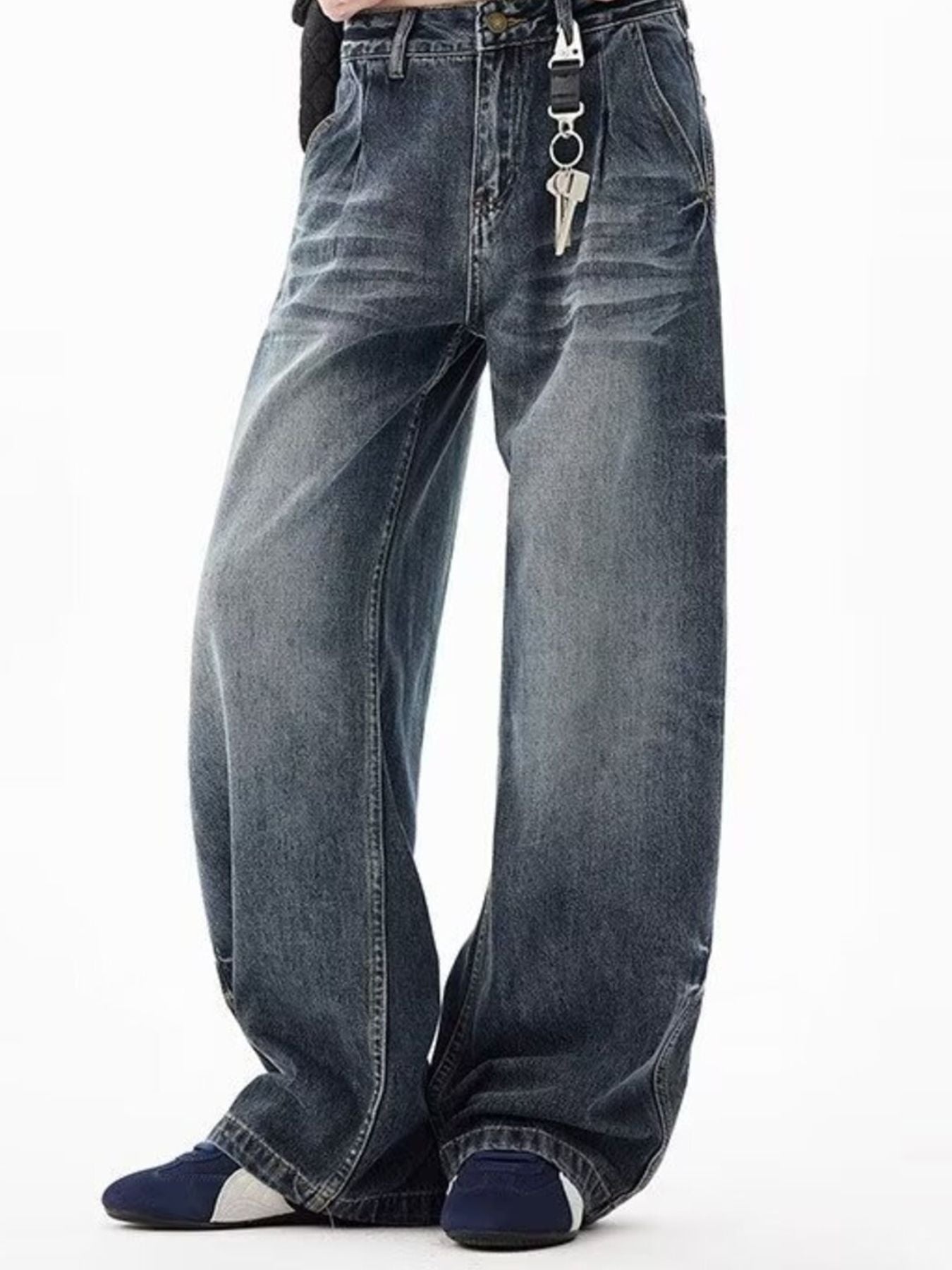 d2b2171937db494e9389e1a844f50dc1-Max