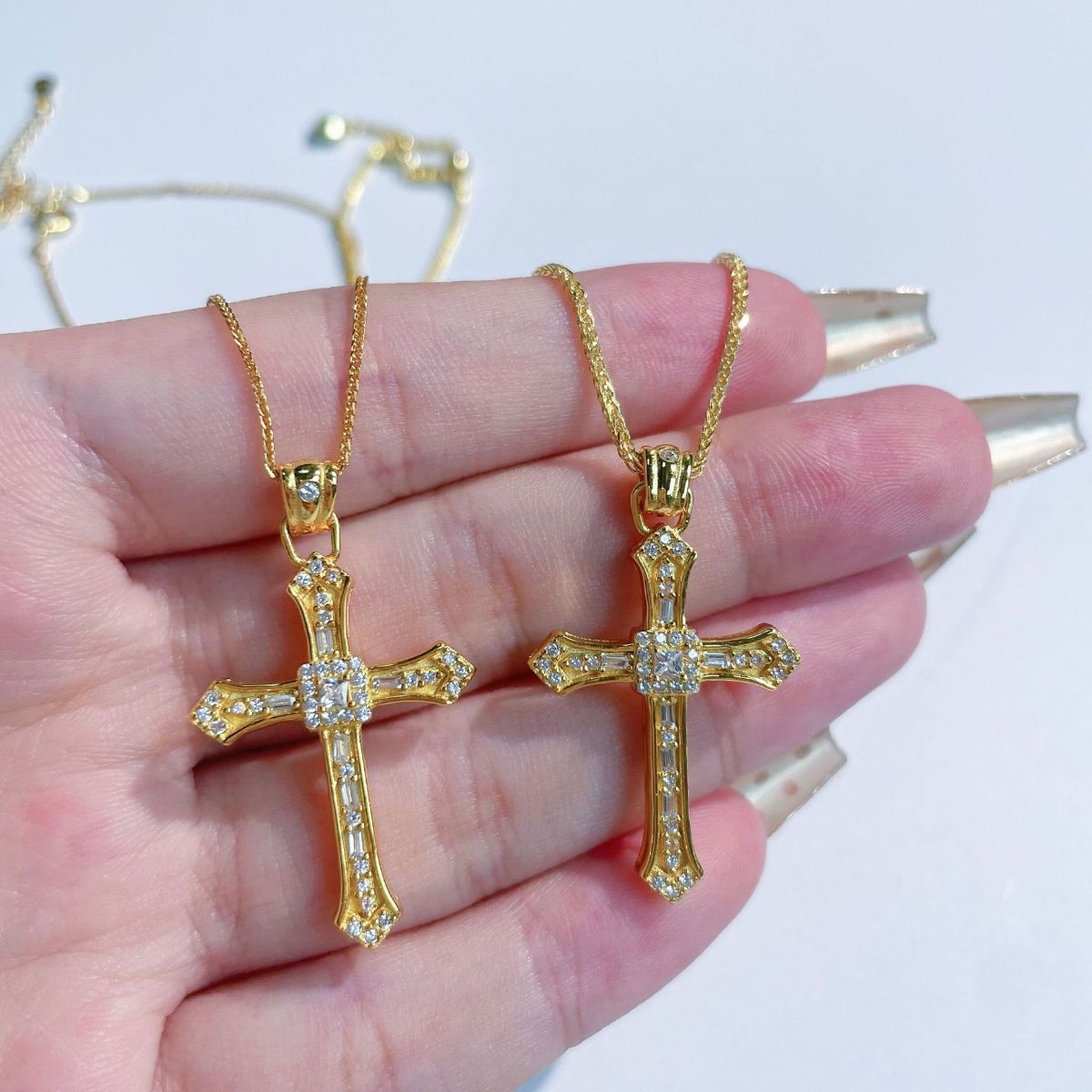 f8cc676a-b19c-4049-acaa-ec82c9e9969b-Max