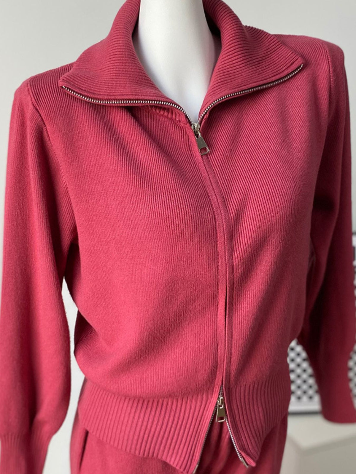 f9cac8a0-b5b9-4807-bae4-951d86b0abe8-Max