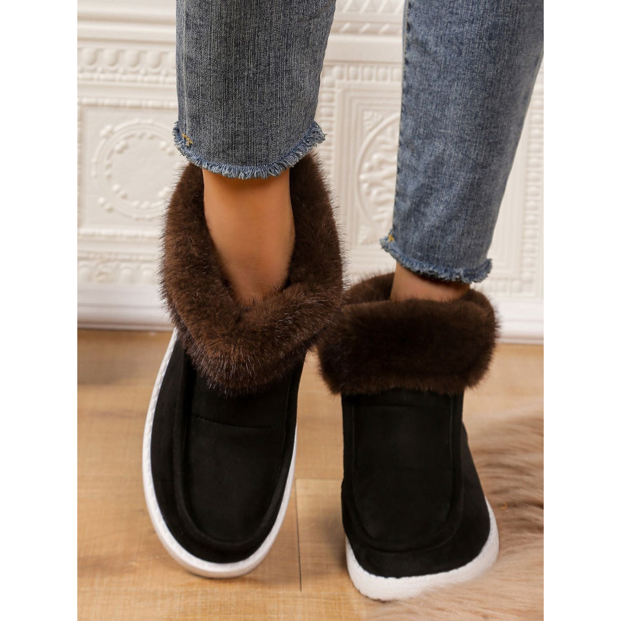 Faux Fur Suede Round Toe Sneakers Black / 36(US5) Apparel and Accessories